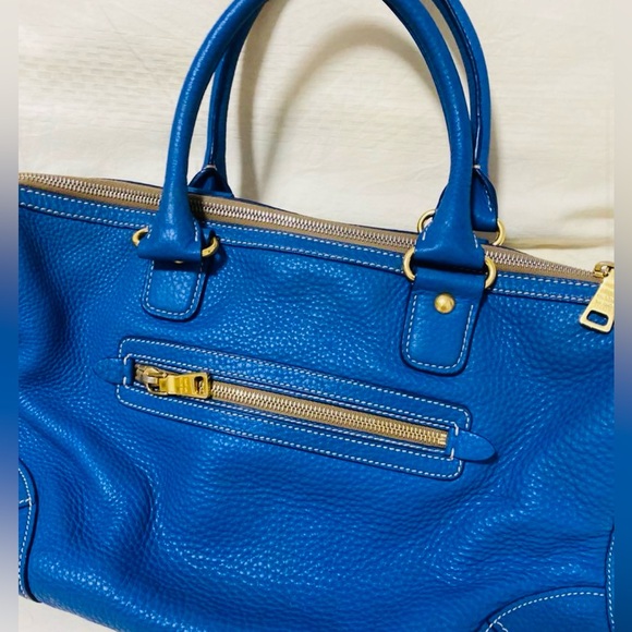 Authentic Prada Vitello Daino Large Leather Bag**Final Reduced Price** - Picture 2 of 7